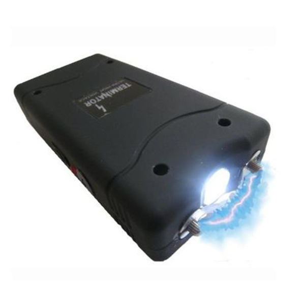 800型超薄防身電擊器 800型超薄防身電擊器